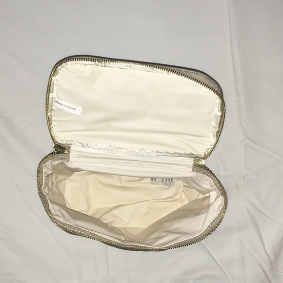 Brand New! Kate Spade Lunch Tote - Picture 2 of 3